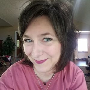 Meet your Posher, Tonya